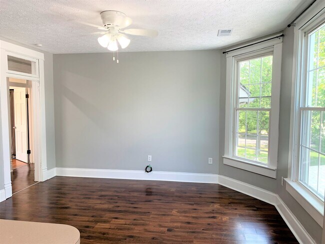 Foto del edificio - 1108 S 6th St