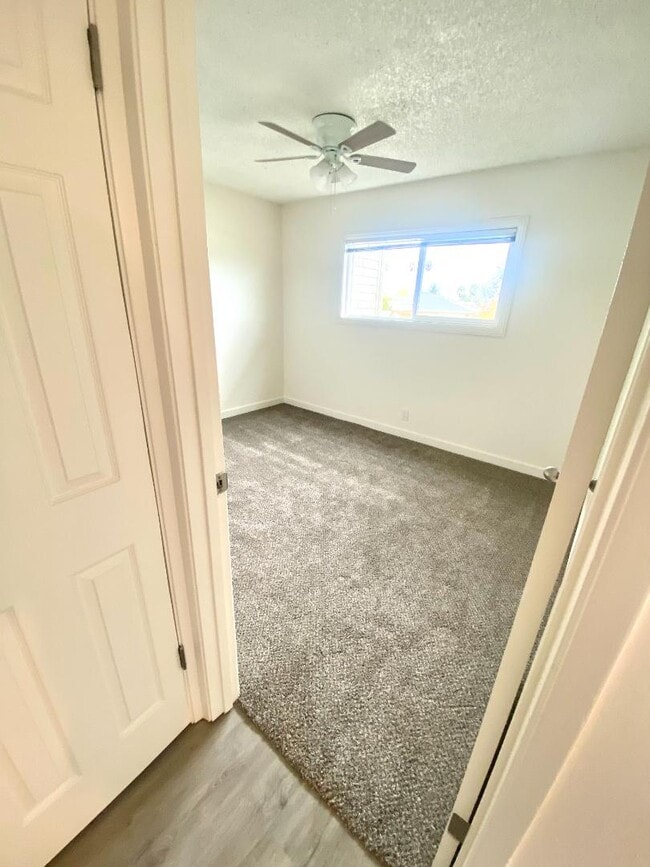Building Photo - 692 Cabot Way