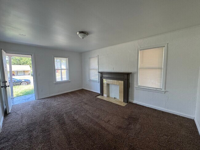 Foto del edificio - 2108 NE 18th St