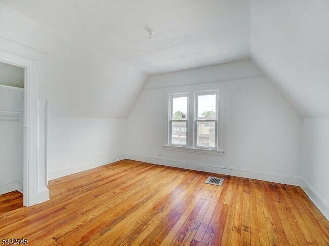 Foto del edificio - 444 N Broad St