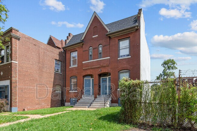 Foto del edificio - 2310 Jefferson Ave