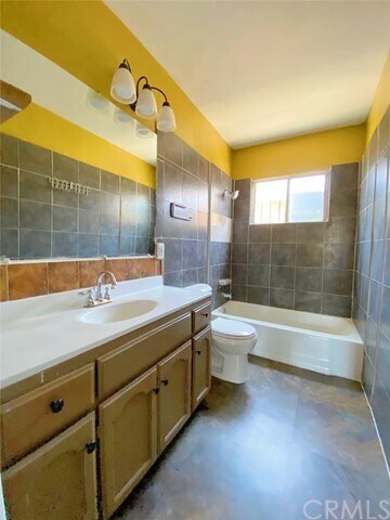 Foto del edificio - 9604 Parmelee Ave