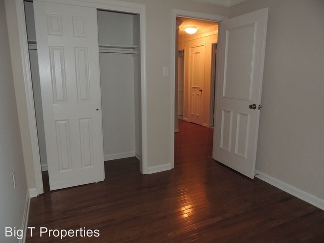 Building Photo - 4 br, 2 bath House - 210 Washington Street NE