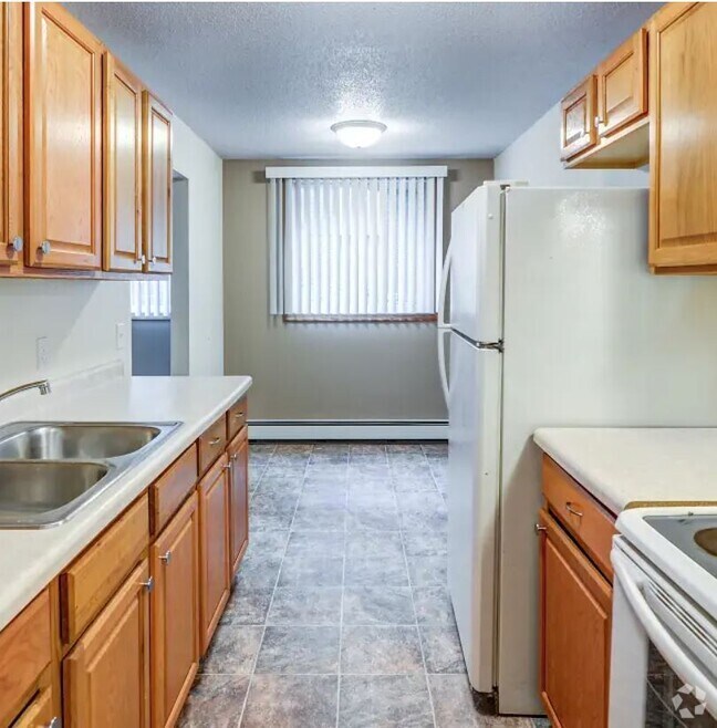 Dan Patch Trail Apartments for Rent with Utilities Included Savage, MN 15 Rentals