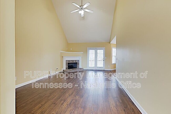 Foto del edificio - 1028 Persimmon Dr