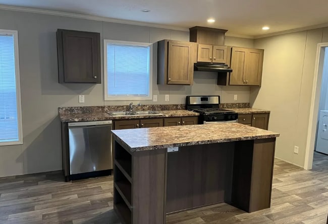 Foto del edificio - 9339 Starboard Dr