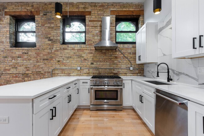 Foto del edificio - 2701 W Thomas St