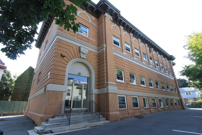 Building Photo - 10 Armington St