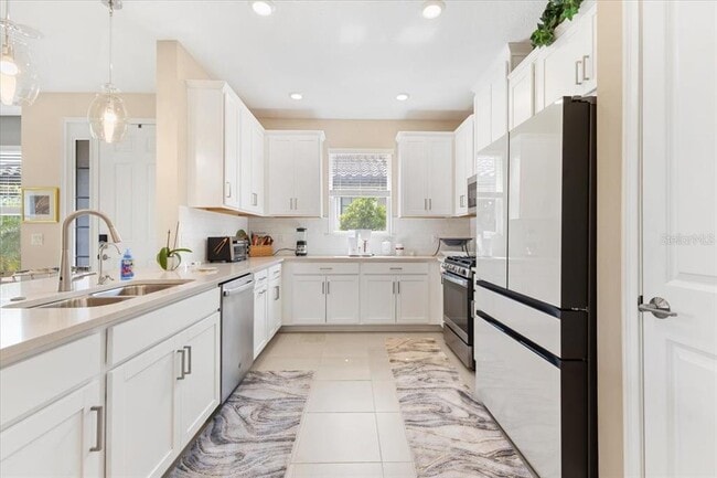 Building Photo - 6236 Grandview Hill Ct