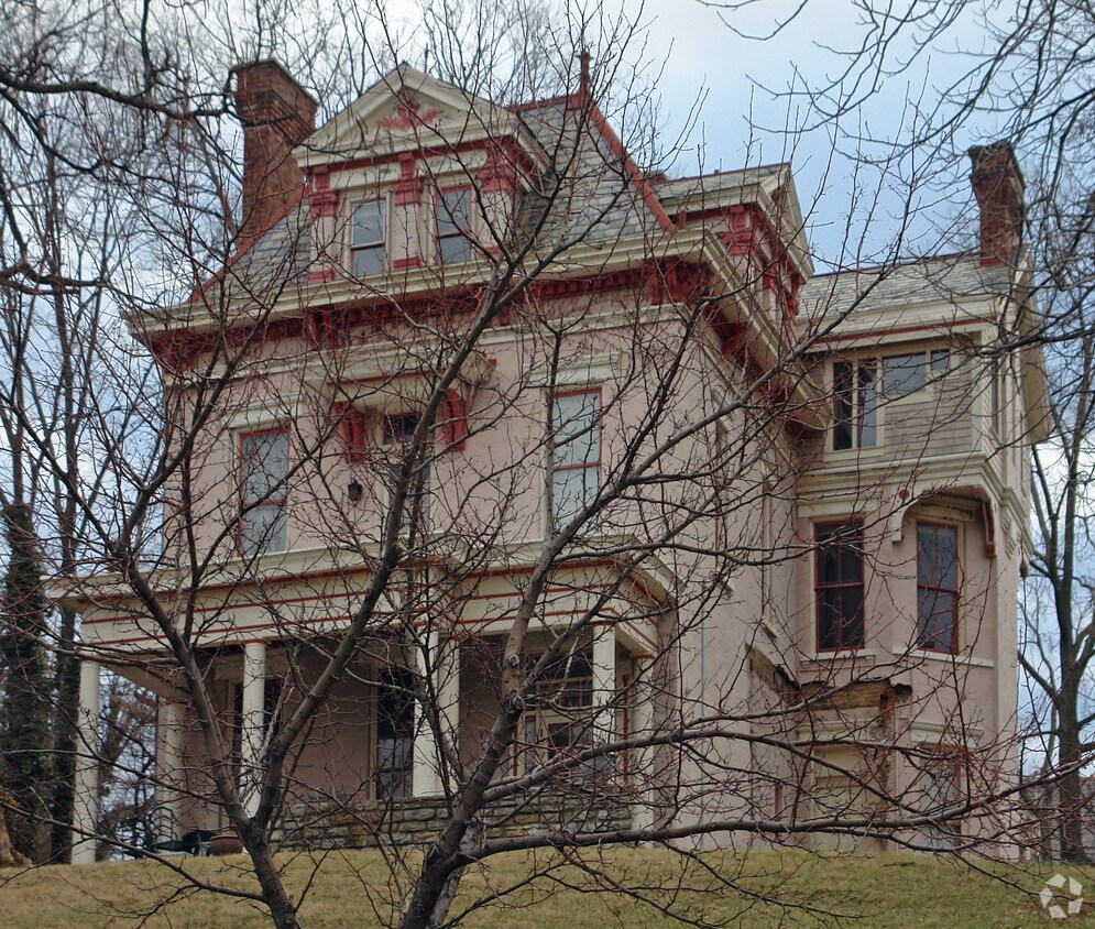 Foto del edificio - 2334 Ashland Ave