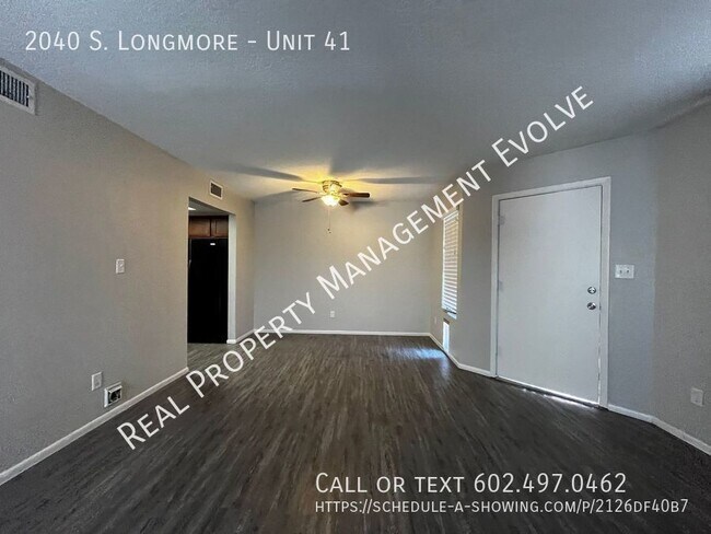 Building Photo - Beautiful Mesa Condo!!