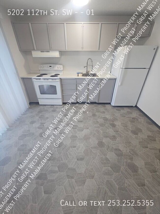 Foto del edificio - 5202 112th St SW