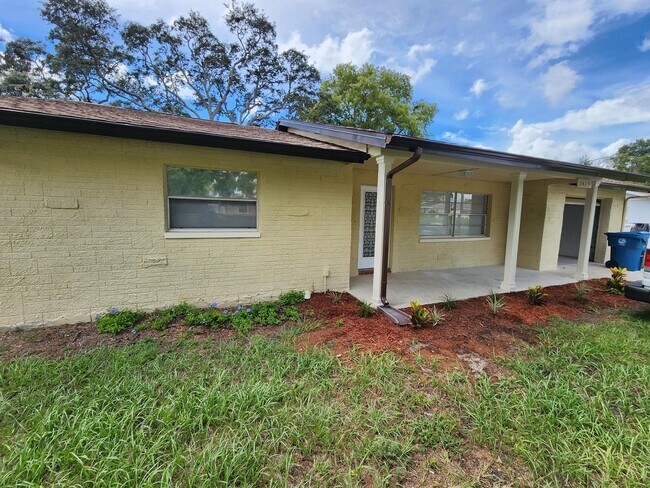 Building Photo - 2429 Keeport Dr