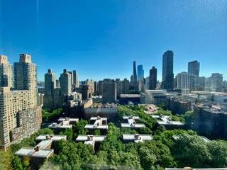 Primary Photo - 229 West 60th Street