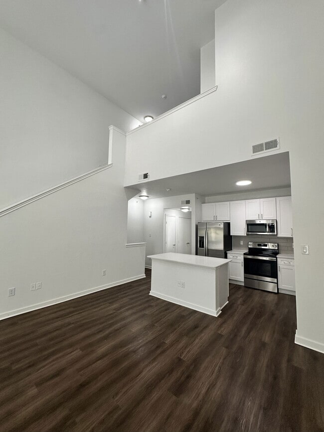 Photo - 6740 Davidson St Apartment