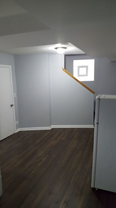 Foto del edificio - 561 W 18th St