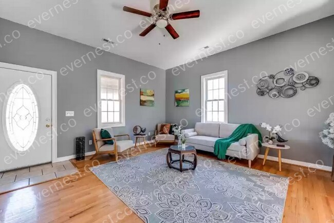 Foto del edificio - 1128 McKenzie St