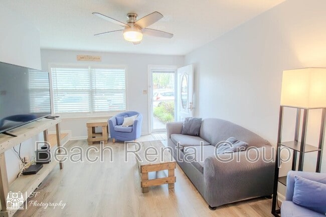Foto del edificio - 509 67th Ave N