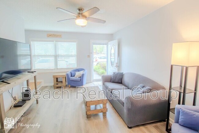 Foto del edificio - 509 67th Avenue North