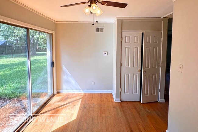 Building Photo - 1737 Tahiti Ln