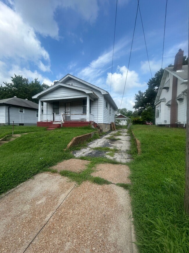 Foto del edificio - 5319 Wilborn Dr