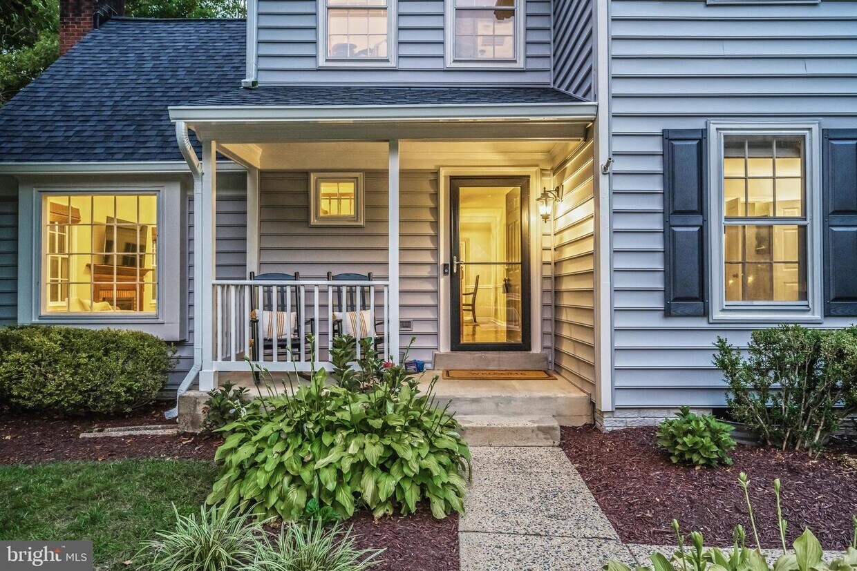 9244 Northedge Dr, Springfield, VA 22153 House for Rent in