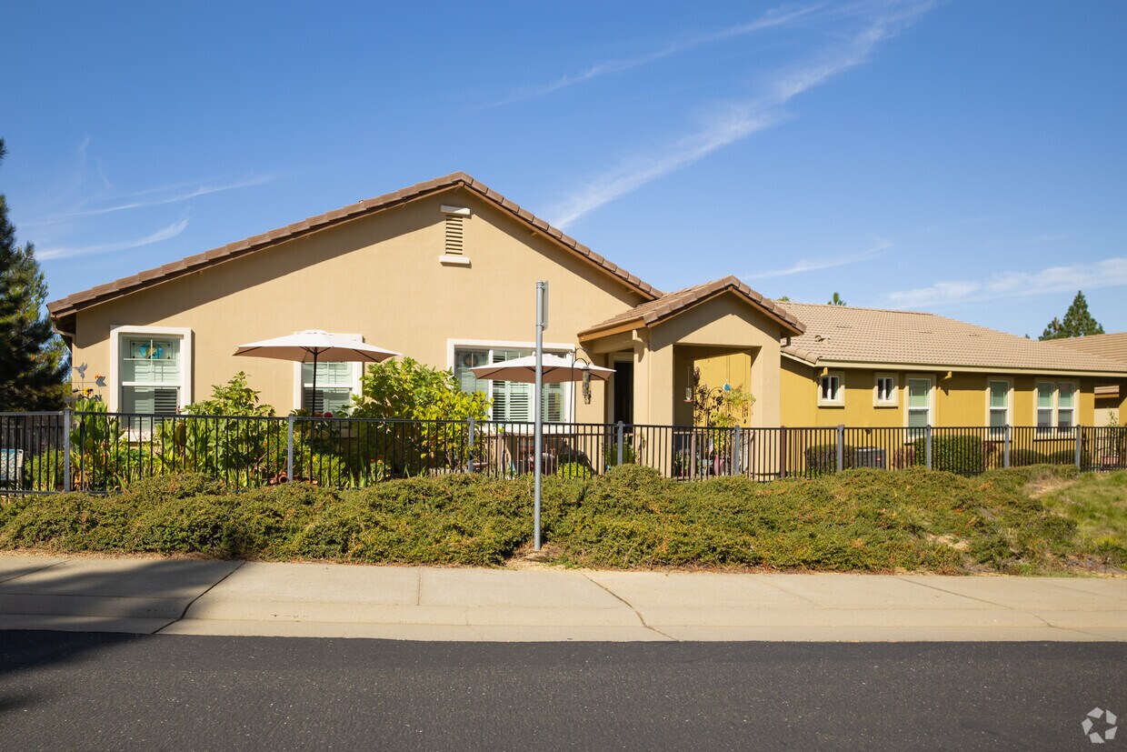 Alternate Building Photo - 3440 Eskaton Dr