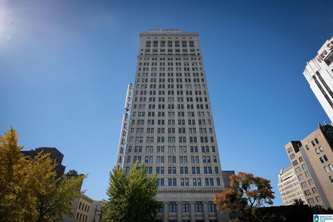 Foto del edificio - 2024 2nd Ave N