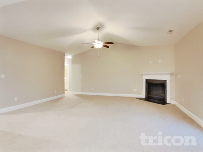 Foto del edificio - 110 Hunter Fox Trail