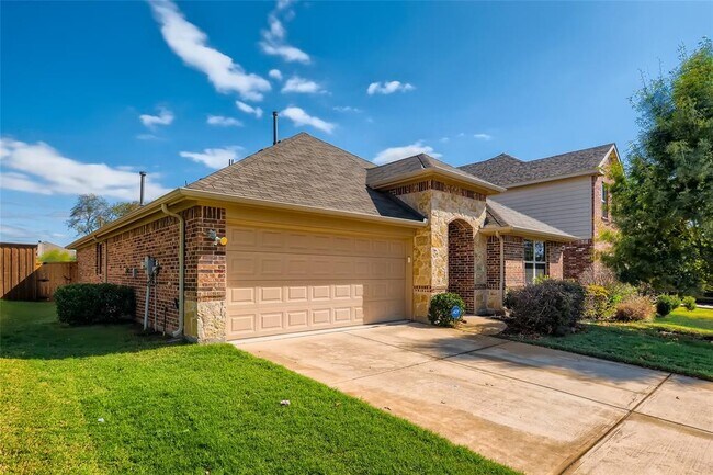 Foto del edificio - 2116 Eppright Dr