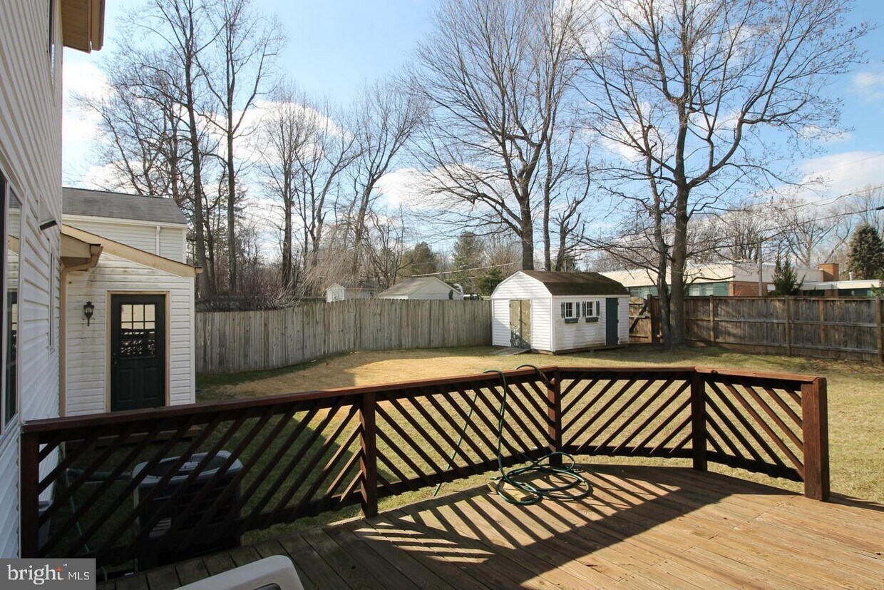 4318 Bellavia Ln, Fairfax, VA 22030 House Rental in Fairfax, VA