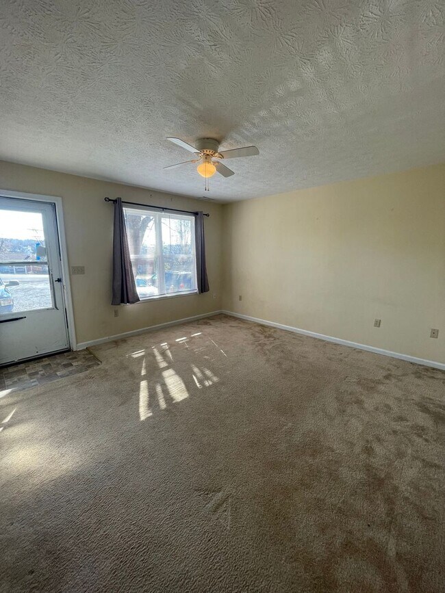 Foto del edificio - Townhouse for Rent in Broadway