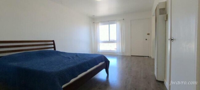 Foto del edificio - 2455 O'Farrell St