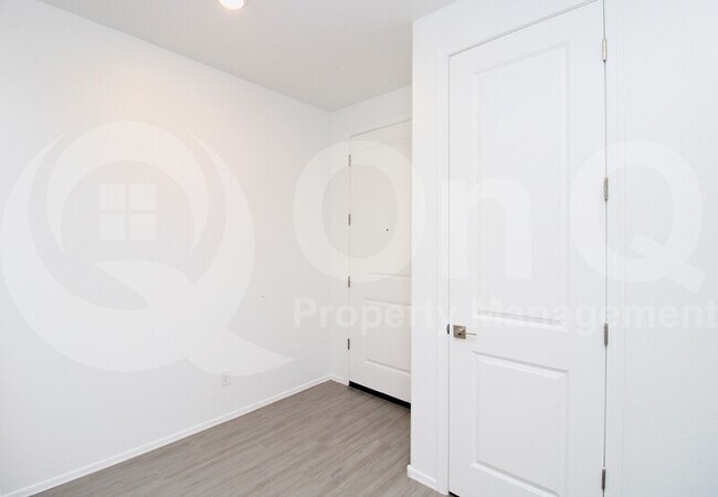 Foto del edificio - 36604 W San Sisto Ave