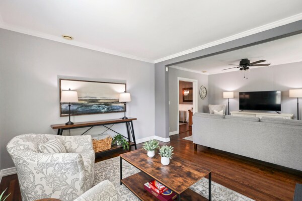 Foto del edificio - 753 Saint Clair St