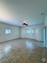 Building Photo - 12101 Santaluz Dr