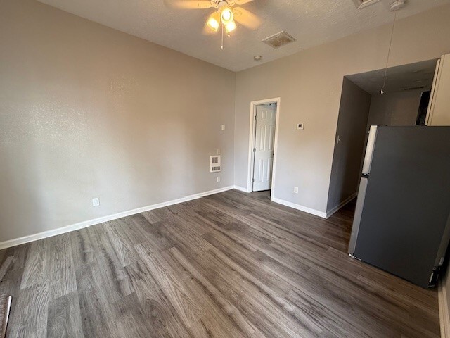 Building Photo - 2514 Gano St