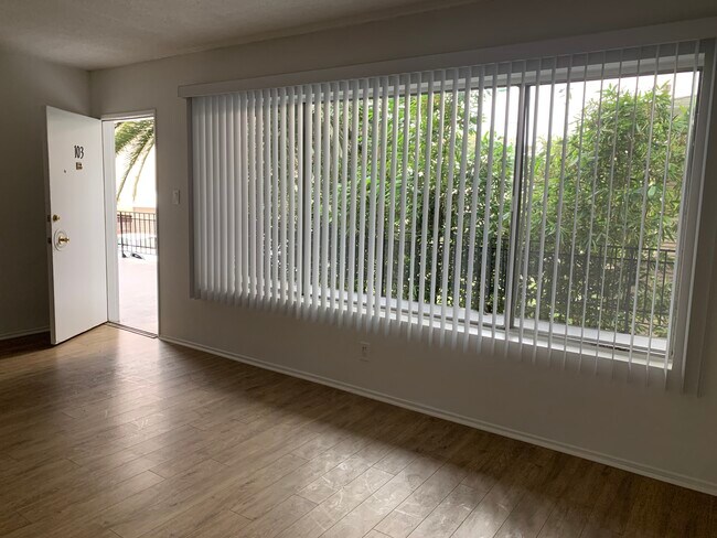 Foto del edificio - 1128 7th St