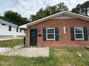 Building Photo - 615 Burlington Ave