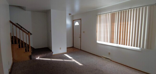Building Photo - 7009 N 43rd St