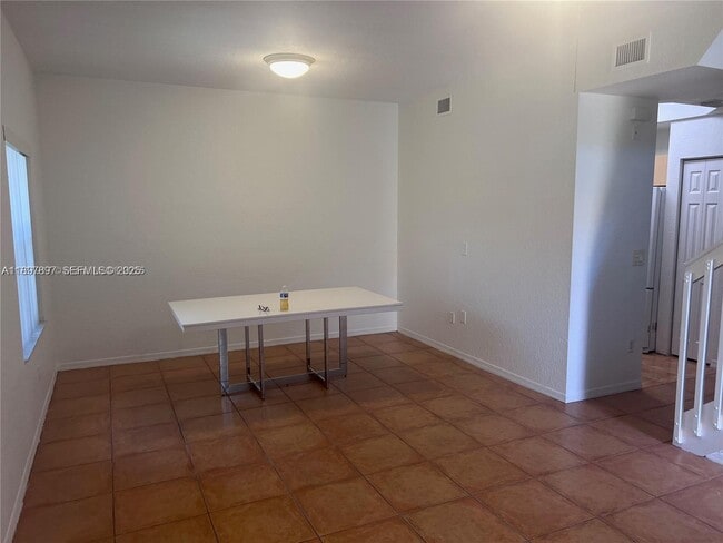 Building Photo - 2224 Anchor Ct