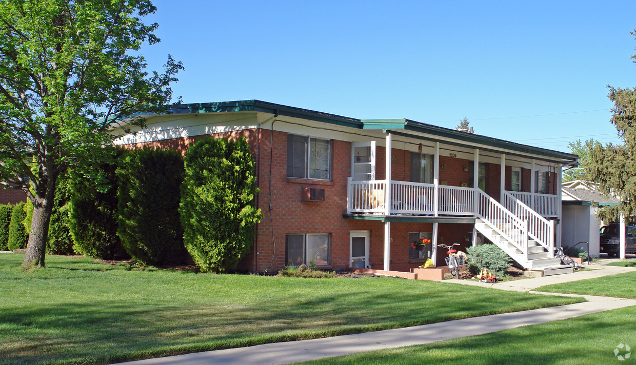 Primary Photo - Park Place Apartments
