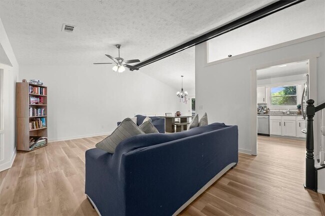 Foto del edificio - 6338 Stablewood Way