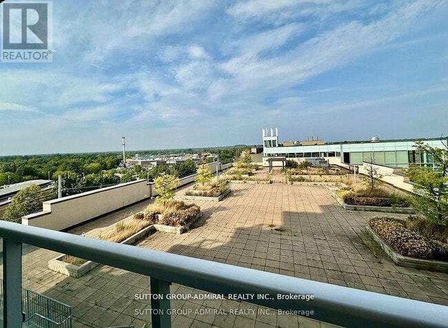 Building Photo - 8323 Kennedy Rd
