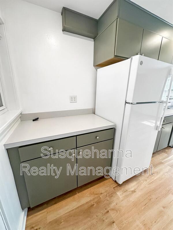 Foto del edificio - 169 Engle Ln