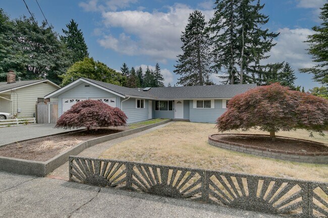 Foto del edificio - Amazing Updated Rambler in Kirkland with B...
