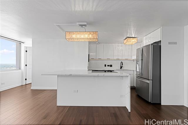 Building Photo - 98-288-288 Kaonohi St