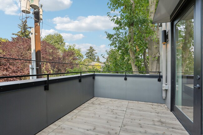 Foto del edificio - The Rocket