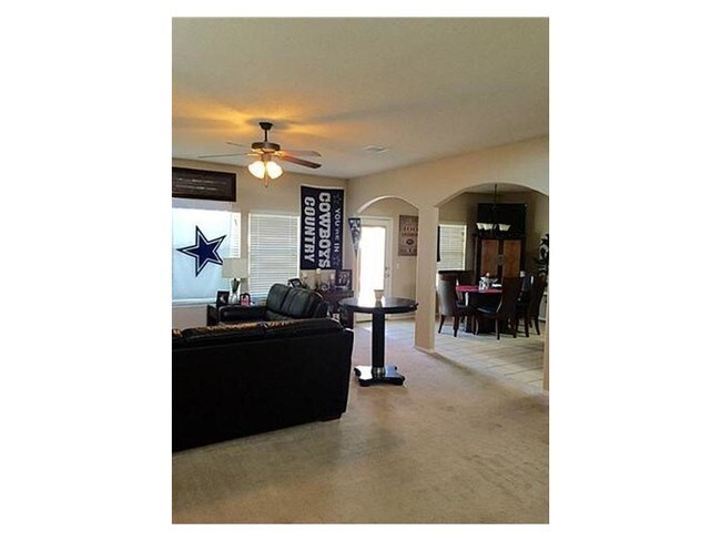 Building Photo - 14401 Misty Point Dr