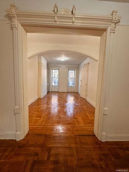 Photo - 732 Hancock St Apartment